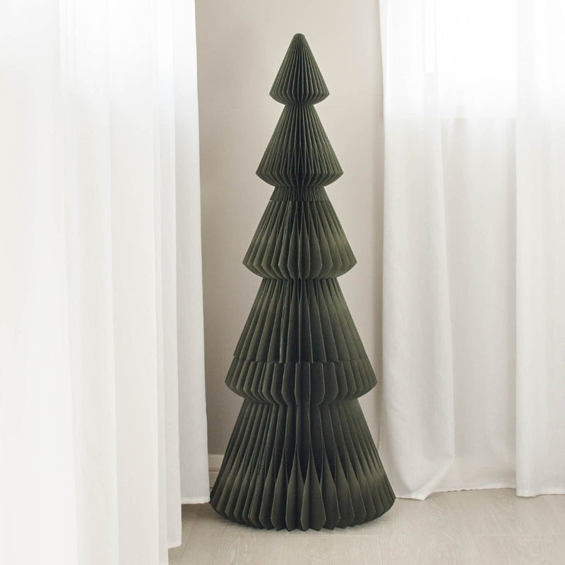 Nordic room Christmas tree