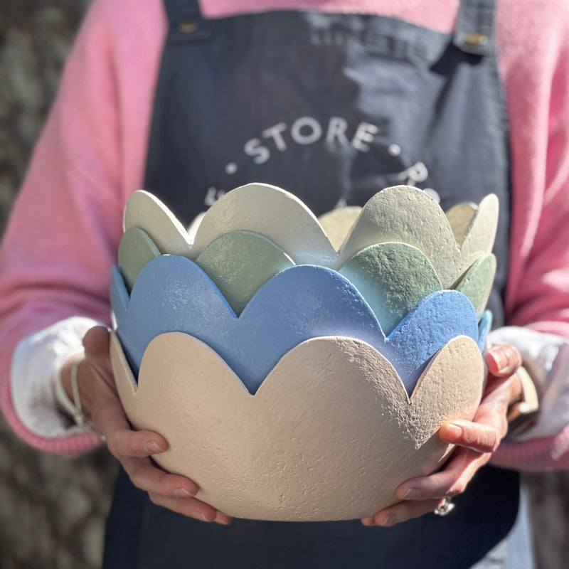 Scalloped Bowl - Oatmeal