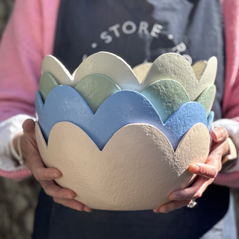 Scalloped Bowl - Oatmeal