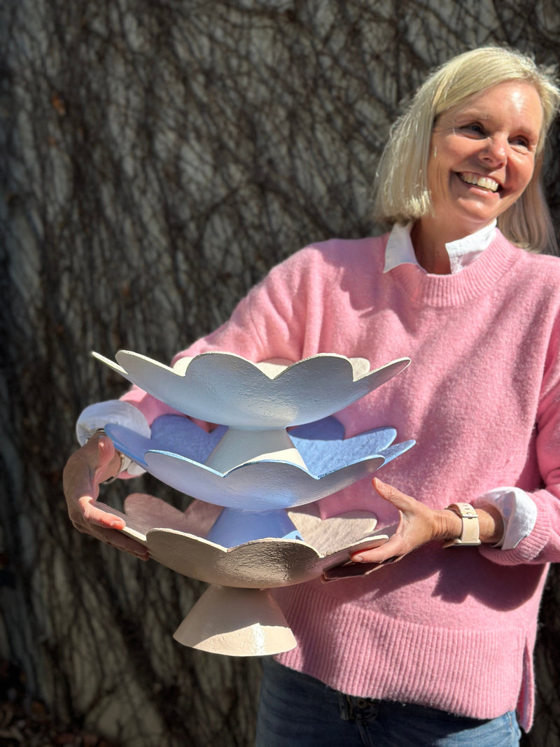 Scalloped Pedestal Bowl - Pink Champagne