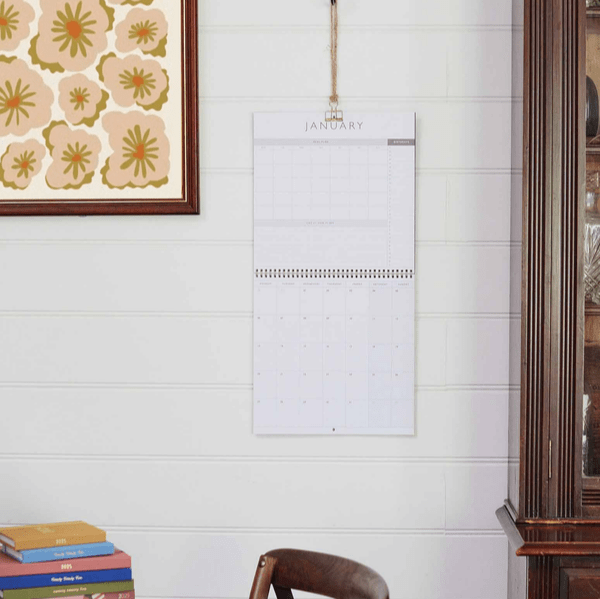 2025 Linen Planner & Calendar