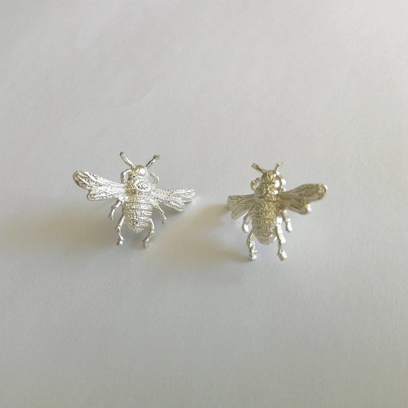 Silver Bee Studs BKS02